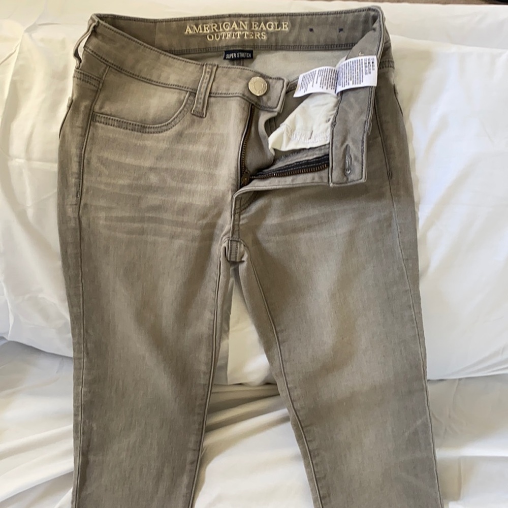 American eagle gray jeans